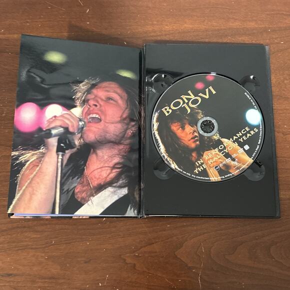 BON JOVI IN PERFORMANCE THE HALCYON YEARS FOOTAGE DVD BOOK - Picture 7 of 9